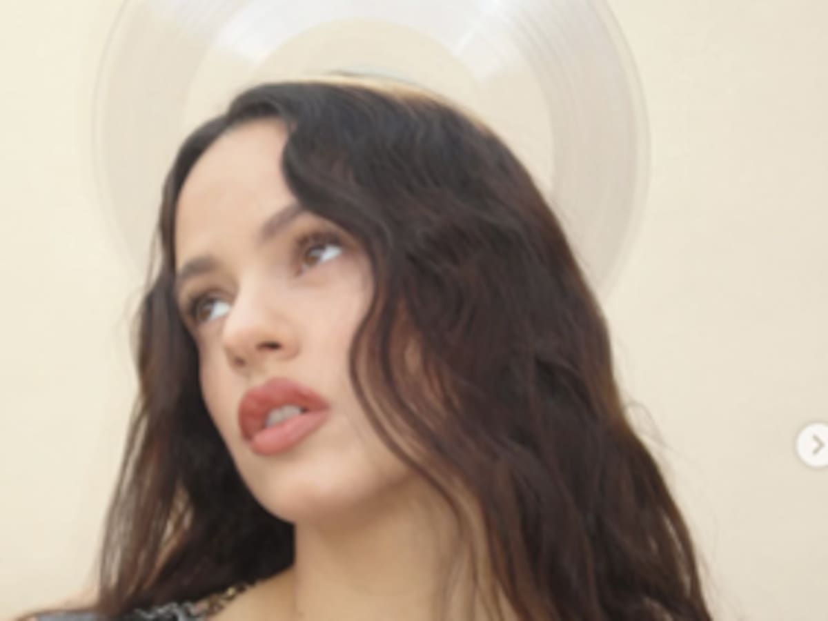 Rosalía rompe récords: cinco debuts en el No. 1 de Billboard con su álbum ‘LUX’