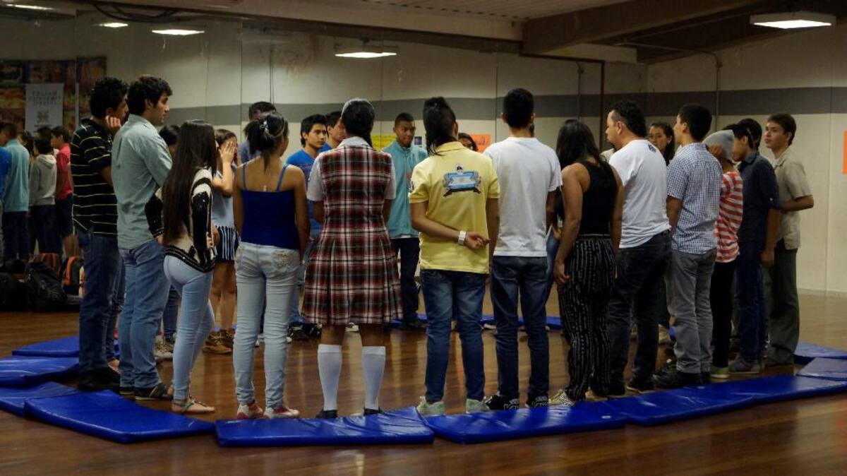 Taller 'Fundacion Mi Sangre' con los estudiantes de la Institución Educativa Aquilino Bedoya y la Institución Educativa Mundo Nuevo.