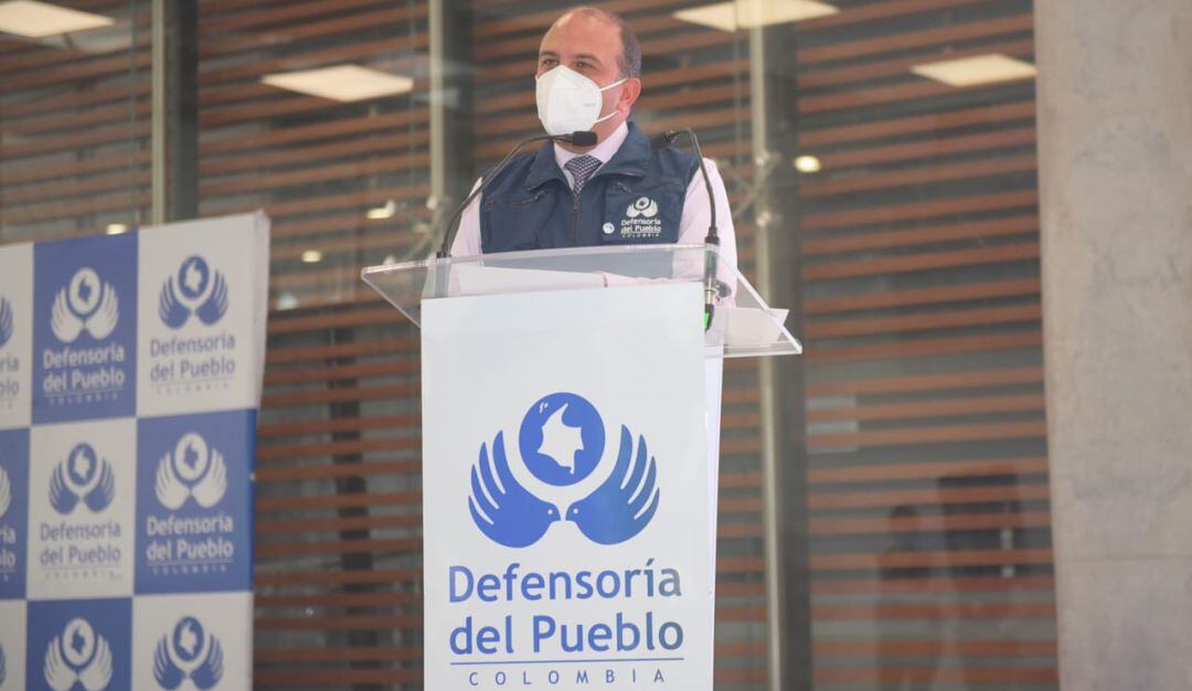 Defensor del Pueblo, Carlos Camargo