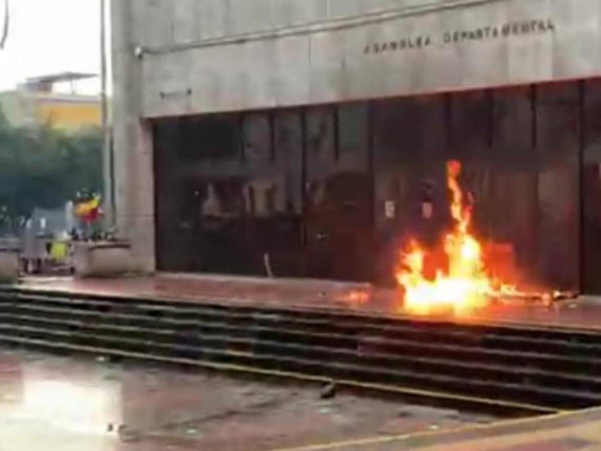 Cuarta noche de desórdenes en Risaralda