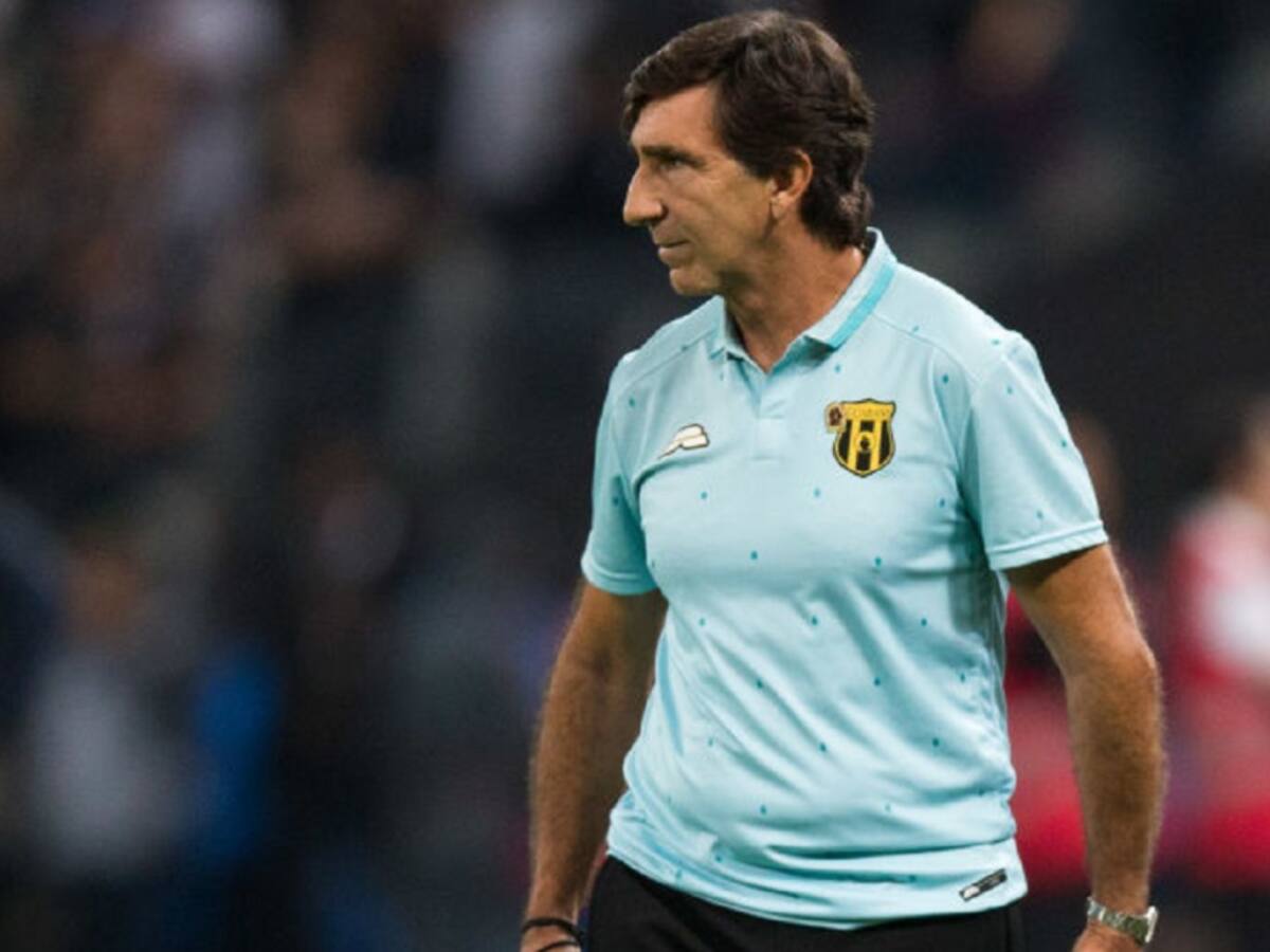 Gustavo Costas: "Soy un agradecido con Santa Fe, ojalá pueda volver"