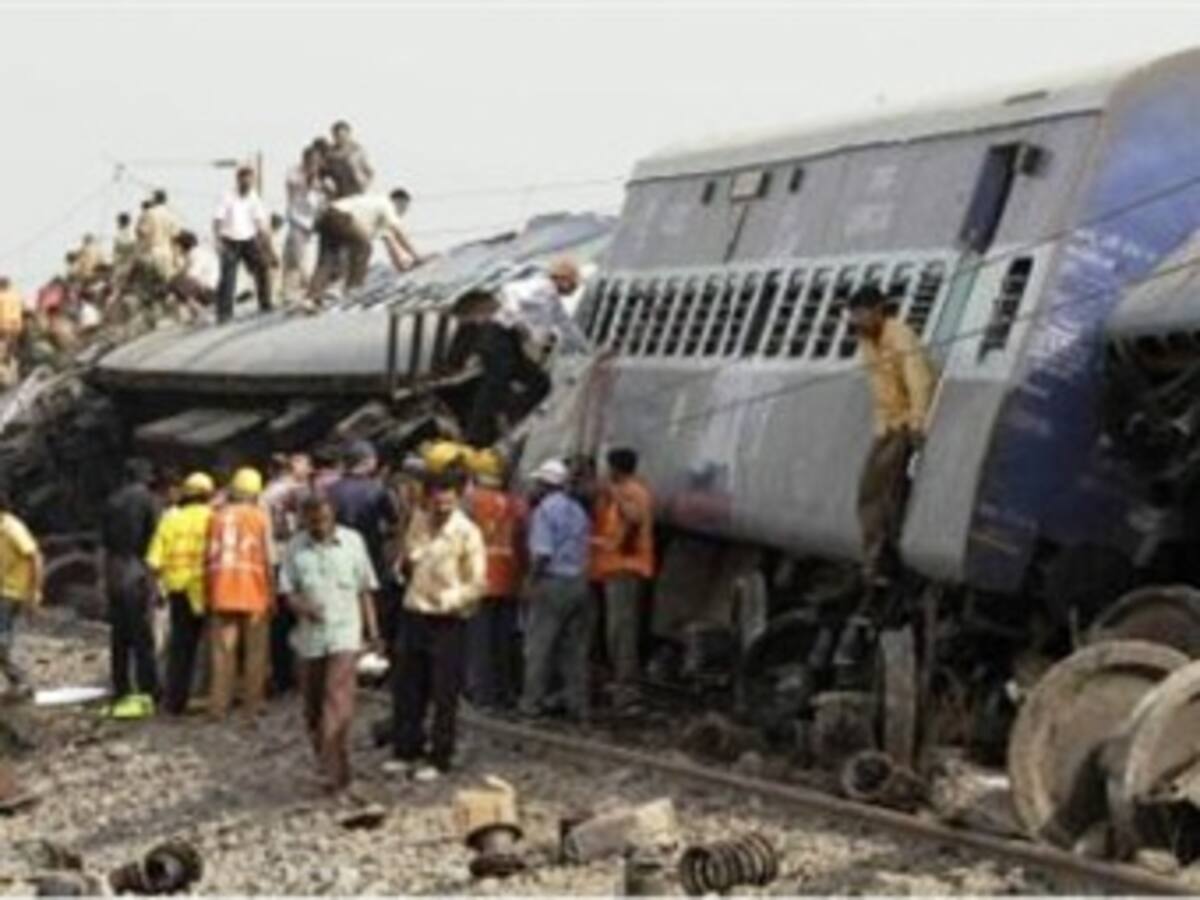 Extremistas maoístas se atribuyen atentado a trenes que causó la muerte de 71 personas en India
