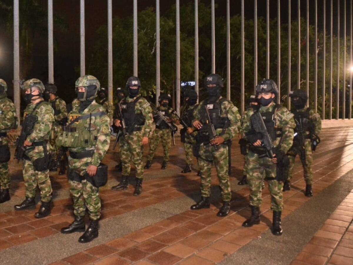 Ejército respondió al llamado de los caleños y patrullan las calles de Cali