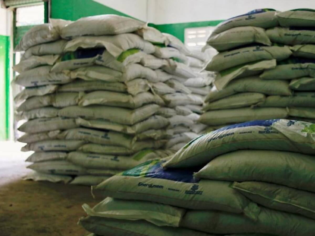 Entregan kits de siembra a pequeños productos de Arjona, Bolívar