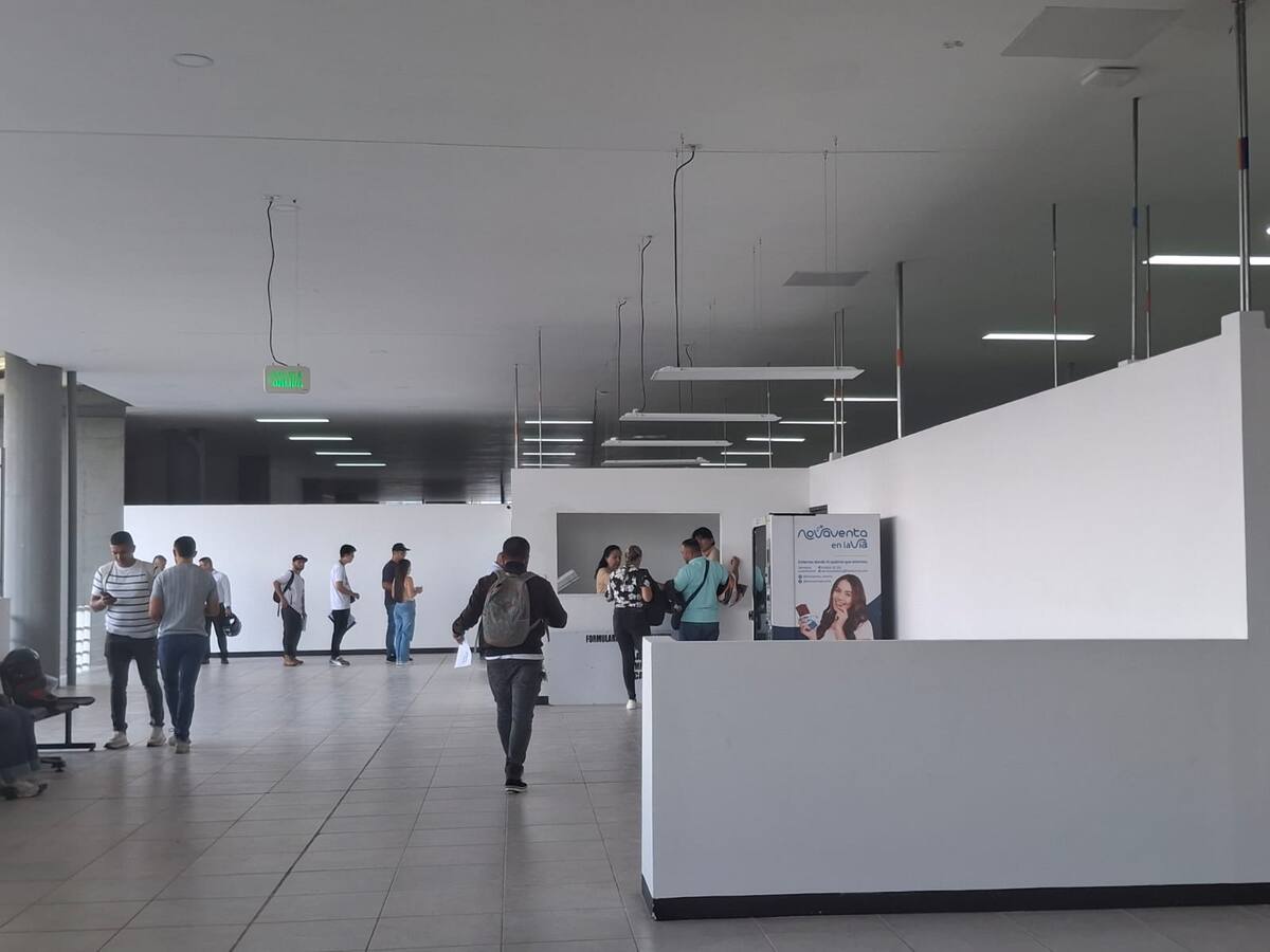 Inició la operación de las oficinas de la secretaría de Tránsito a la plaza minorista de Armenia