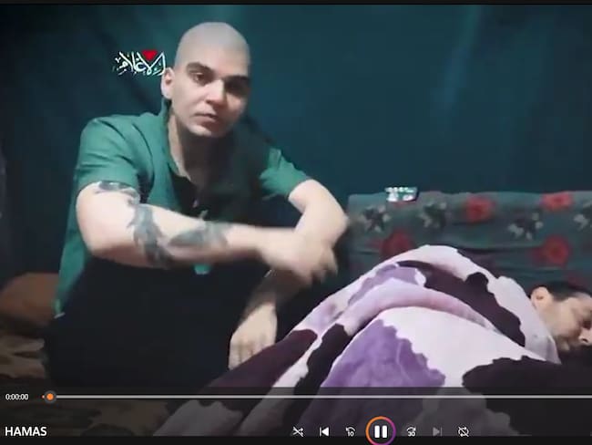 Hamás publicó nuevo video de dos rehenes israelíes vivos en Gaza