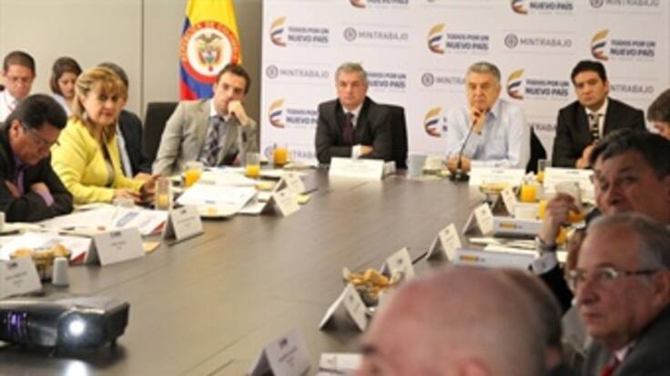 Se rompe principio de acuerdo entre empresarios y trabajadores