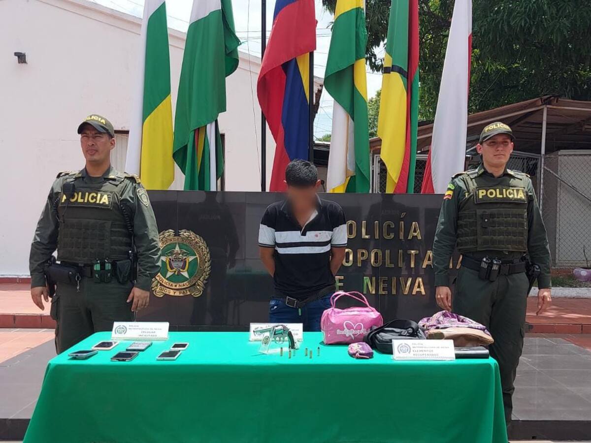 Policía captura a delincuente que atraco a 20 estudiantes de academia de belleza en Neiva