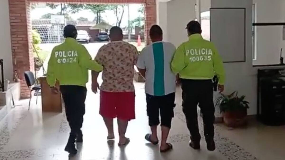 Fueron sorprendidos cuando hacían tiros al aire con armas ilegales