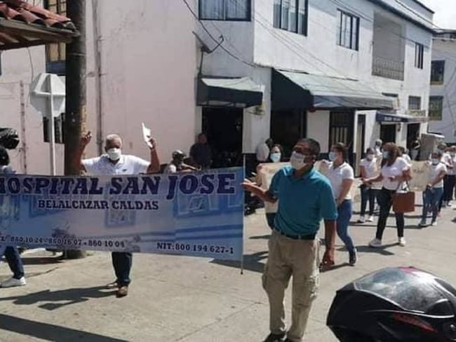 Protesta pacífica de los médicos del hospital local del municipio Belalcázar.