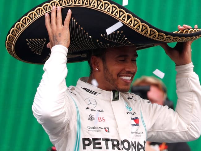 Hamilton ganó en México y quedó al borde de su sexto título mundial