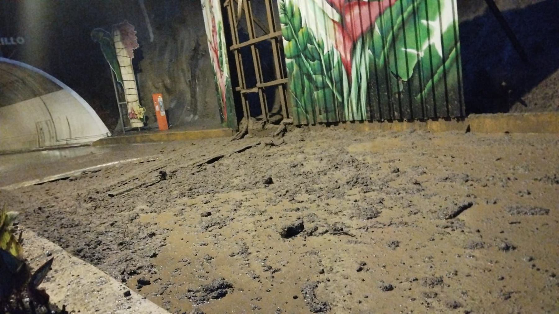 Cierre de la vía la Línea en el Tolima