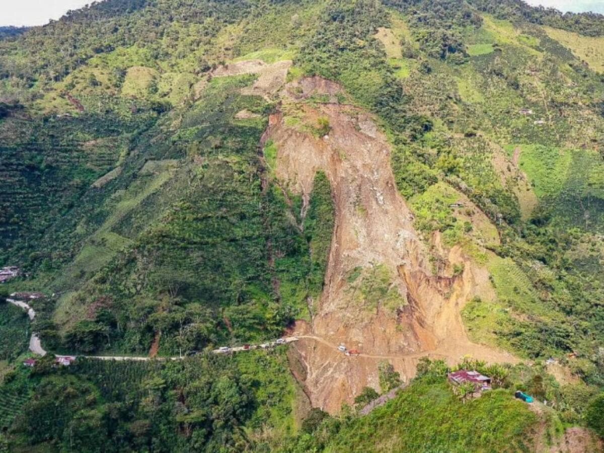 Inician cierres viales en el sector Buenavista vía Manzanares - Petaqueros