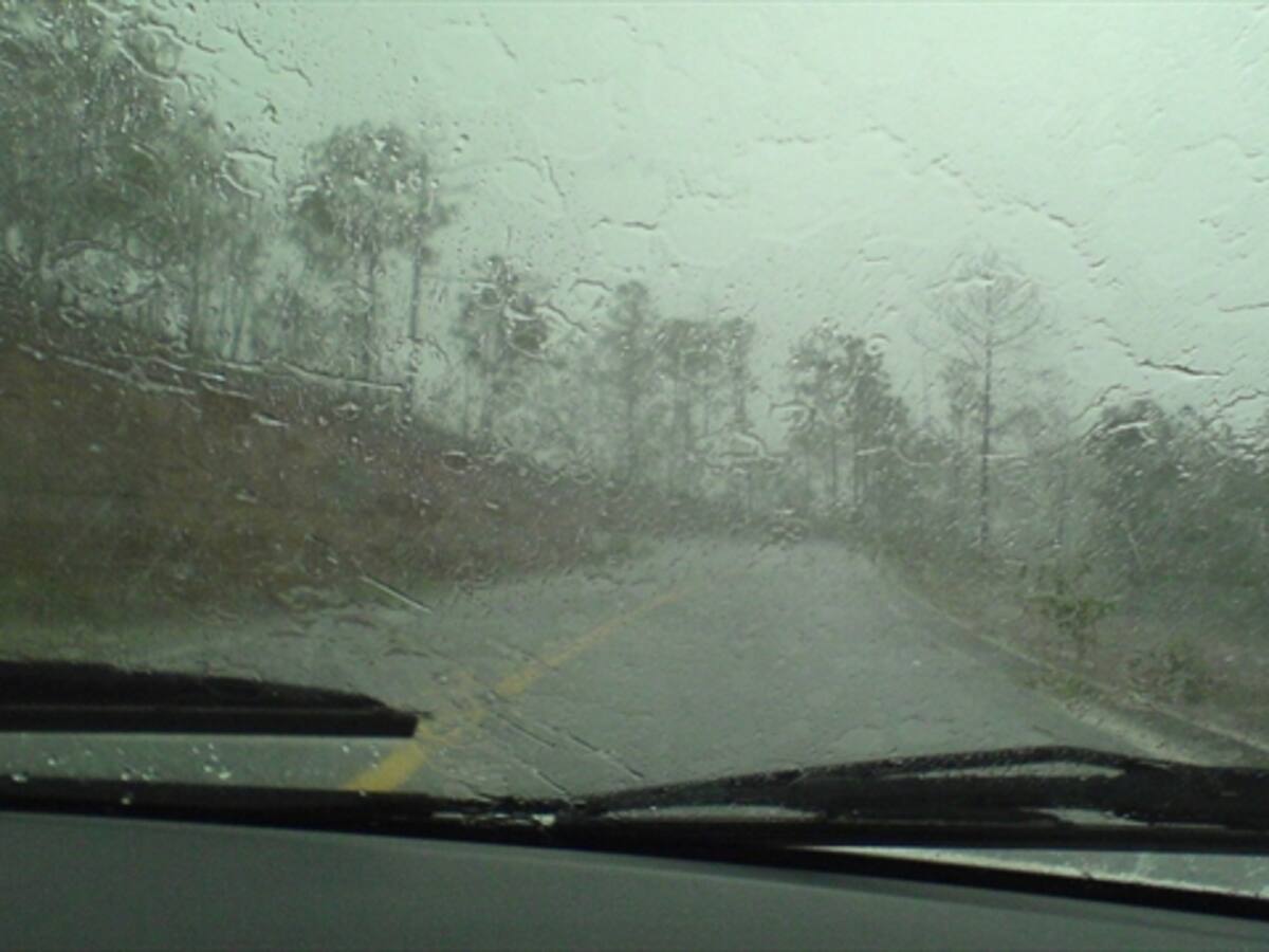 Ideam alerta a viajeros por fuertes lluvias durante puente festivo