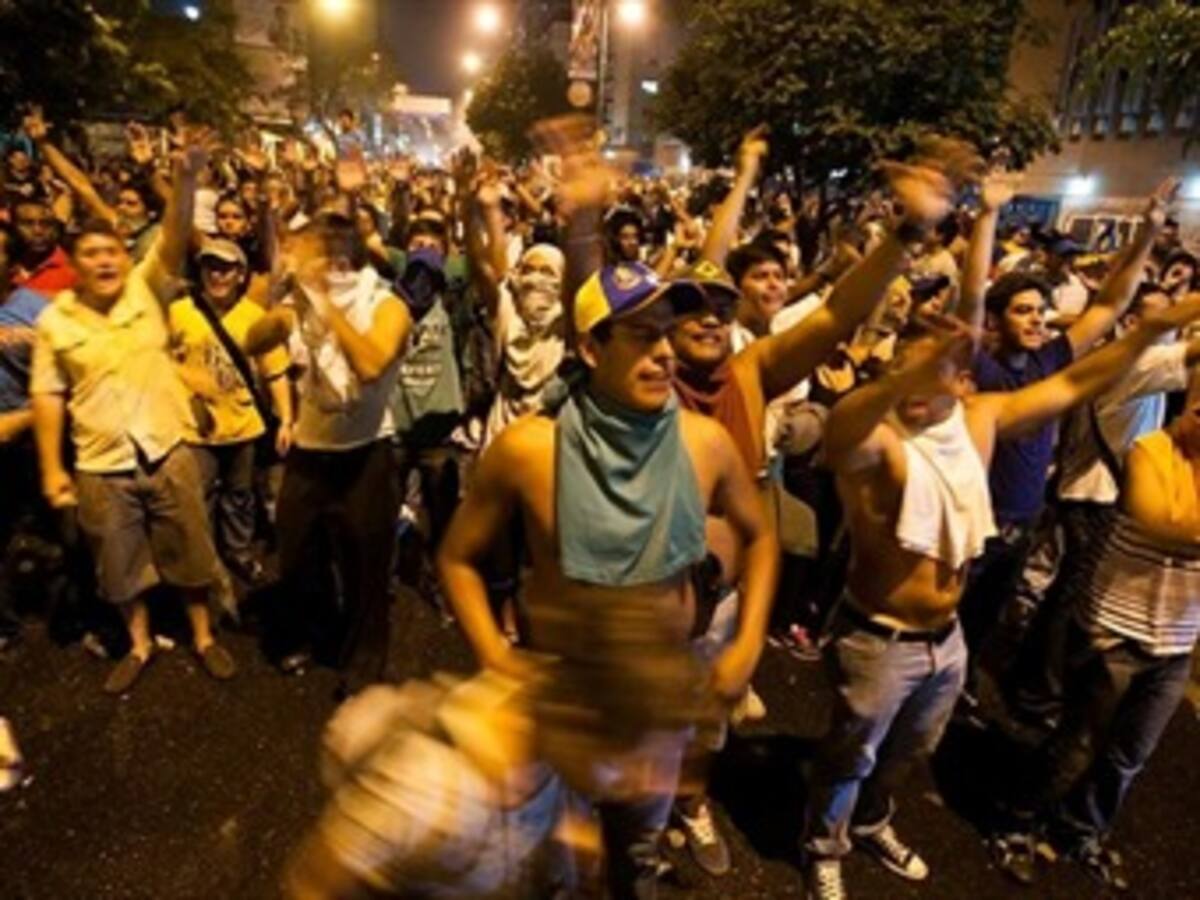 Oposición marcha “por la resurrección de la democracia” en Venezuela