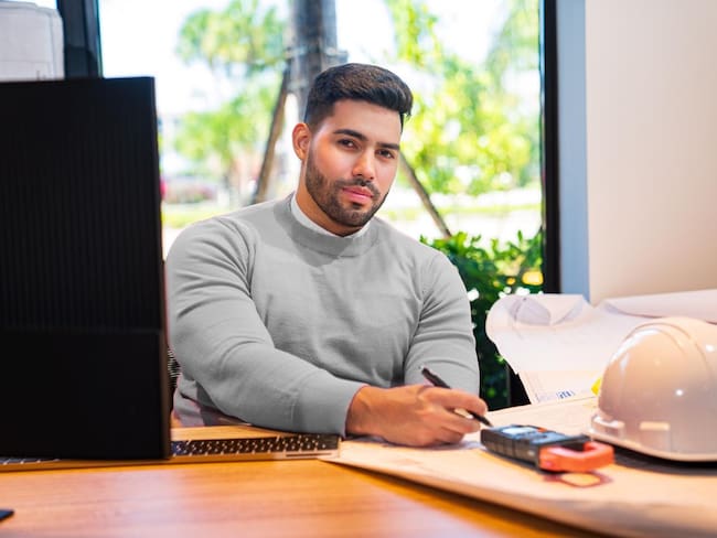 Ingeniero Anthony Gutiérrez impulsa la innovación en automatización y diseño eléctrico