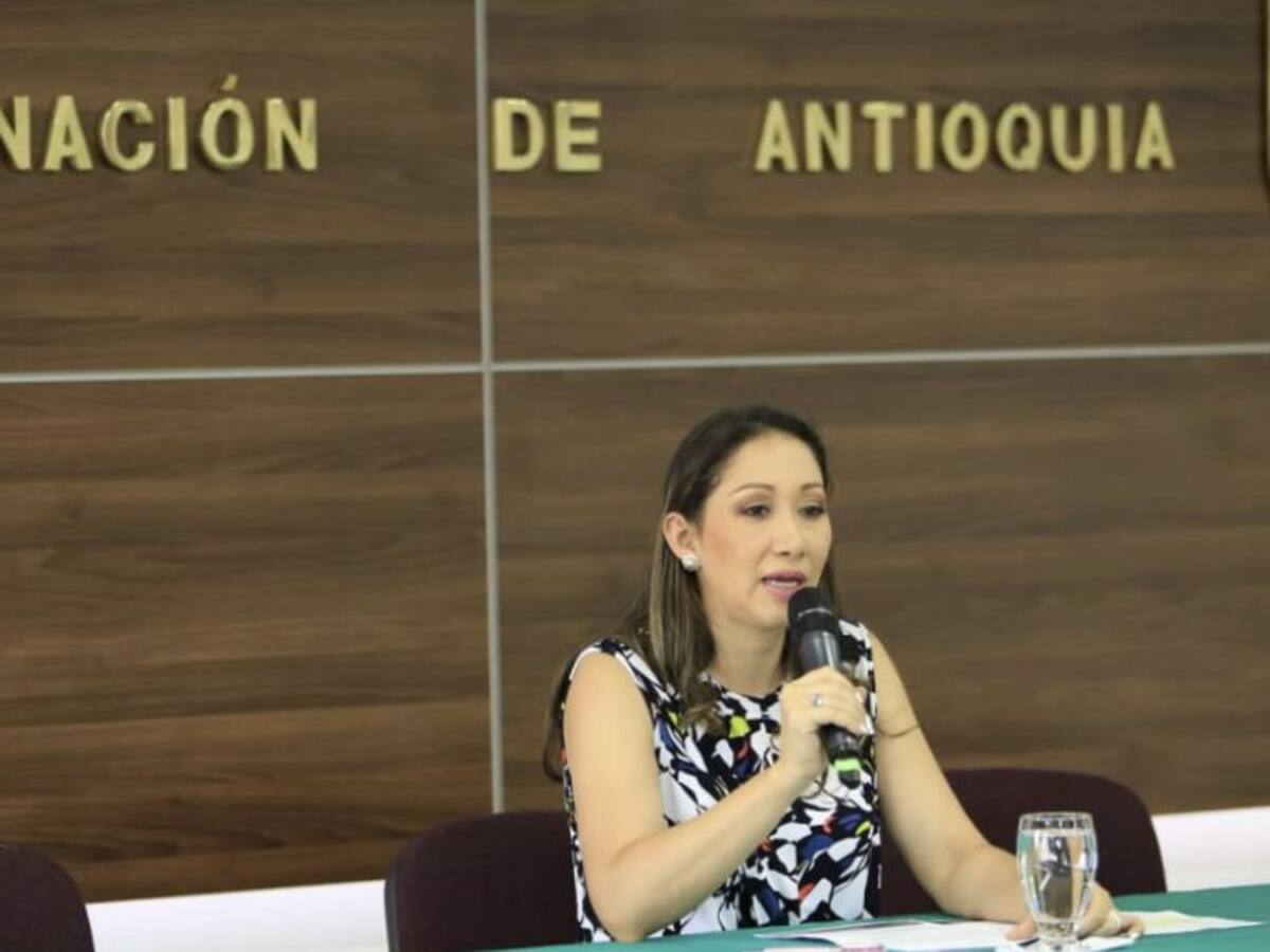 Secretaría de Educación de Antioquia explica retraso en el pago a profesores