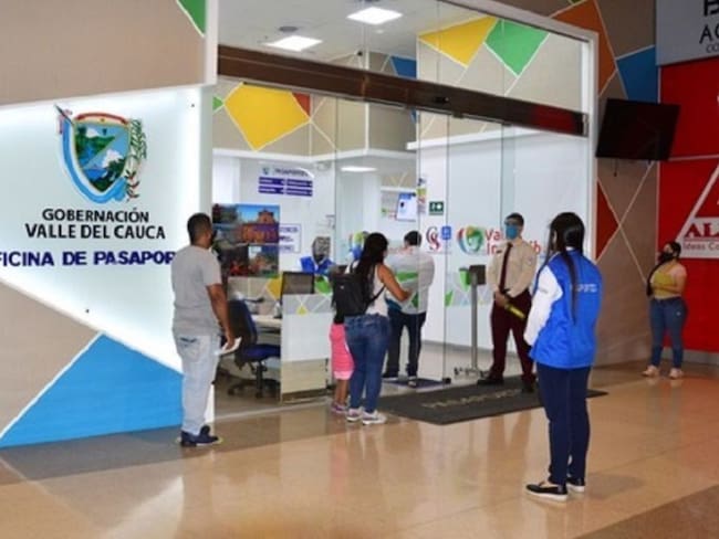 WALTER CAMILO MURCIA HABLA DE LOS CUPOS PARA SOLICITAR EL PASAPORTES