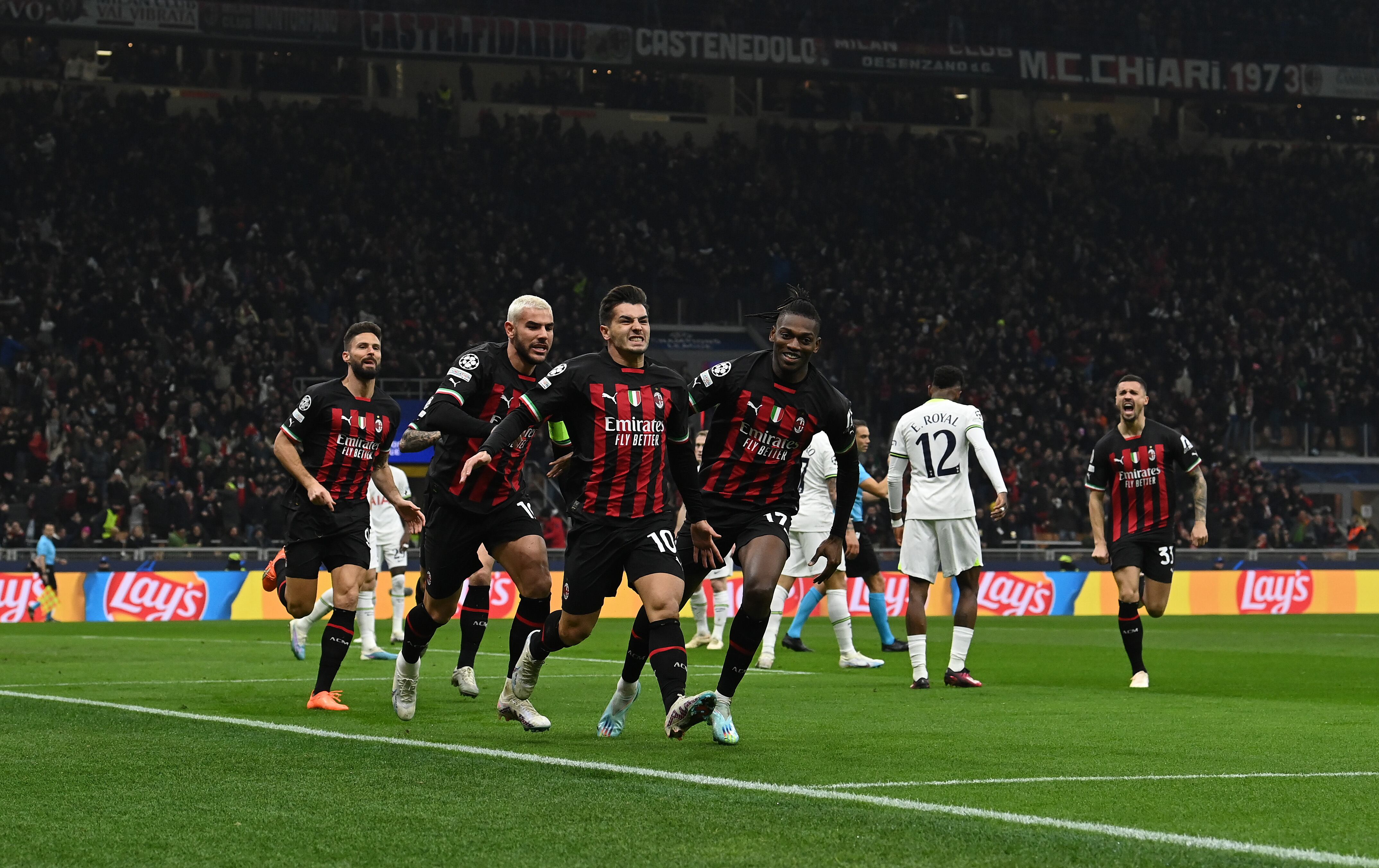 Milan recibió al Tottenham Hotspur en San Siro. (Photo by Claudio Villa/AC Milan via Getty Images)