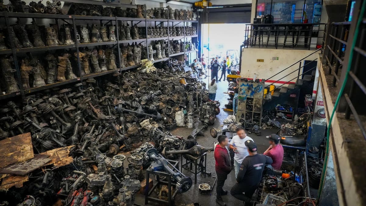 Motores incautados, establecimientos sellamientos y capturados: así fue el operativo en Los Mártires