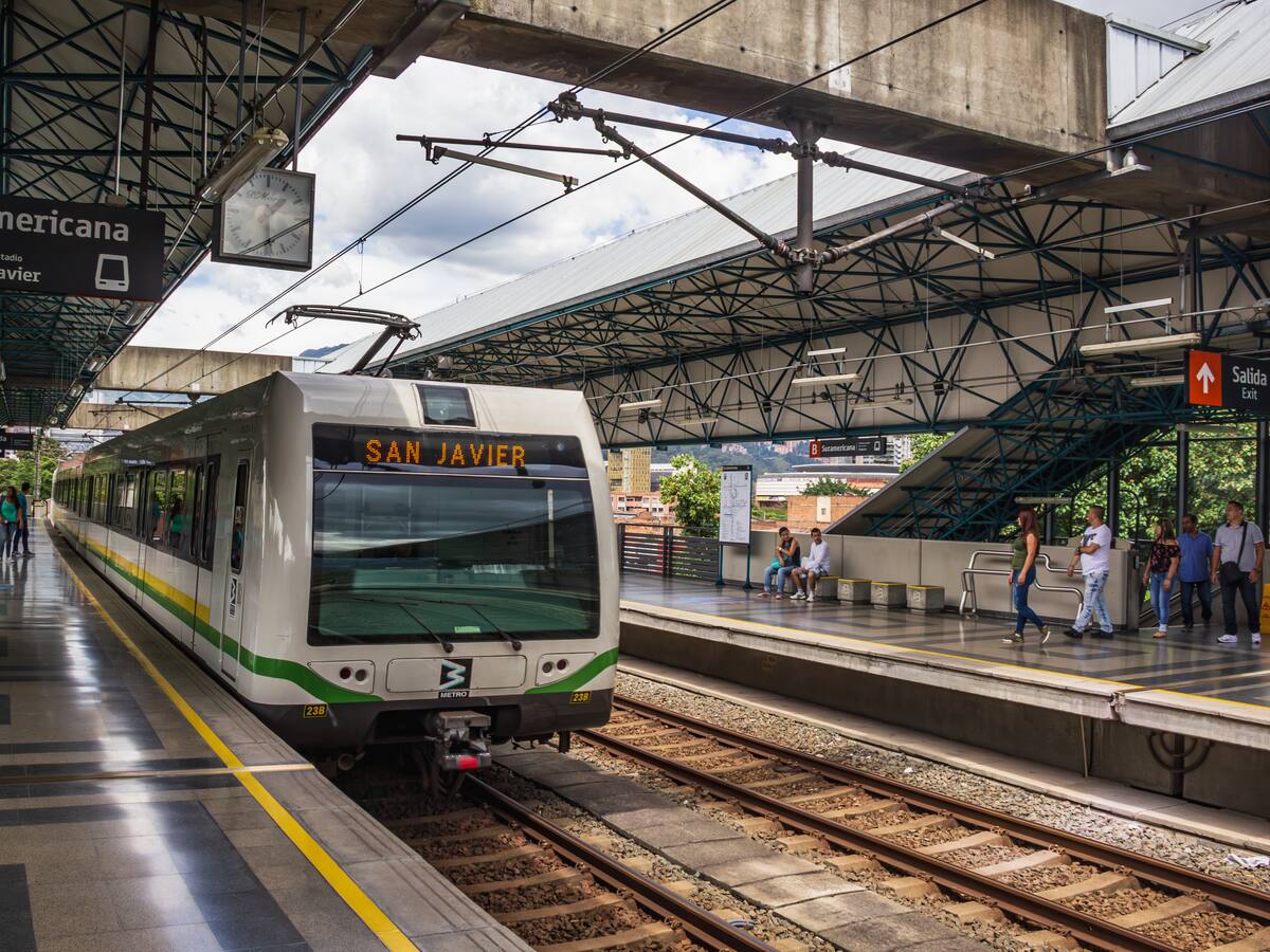 Metro de Medellín extenderá su horario los días 12 y 13 de octubre por el Festival Altavoz 2025