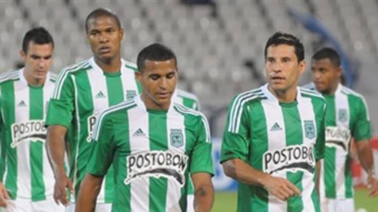 Atlético Nacional empató 4-4 y dejó escapar los tres puntos ante Godoy Cruz