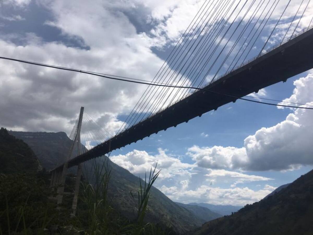 Hisgaura es "un puente de ricos" asegura ex subdirector del Invías