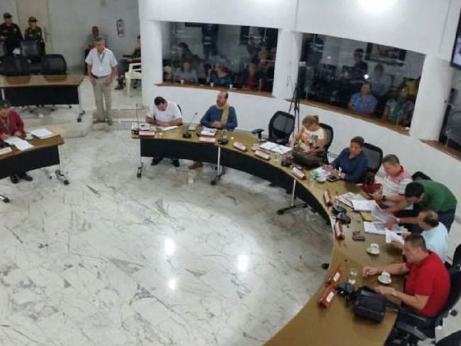Concejales de Bucaramanga piden renuncia de tres secretarios