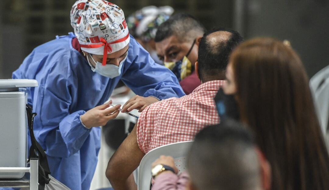 Contraloría detectó 328 personas mayores de 120 años en plan de vacunación