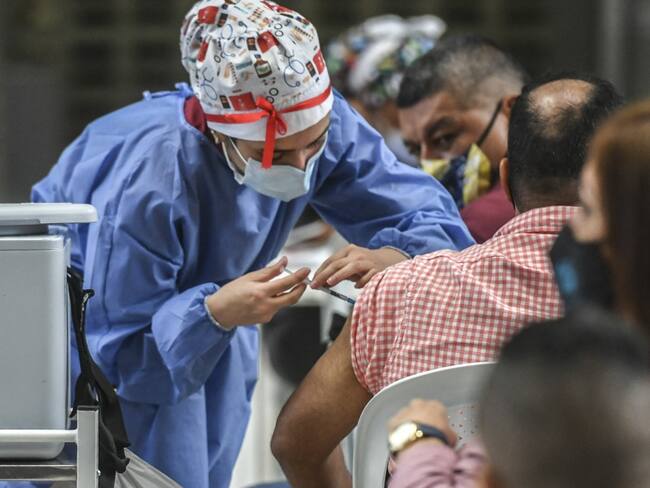 Contraloría detectó 328 personas mayores de 120 años en plan de vacunación