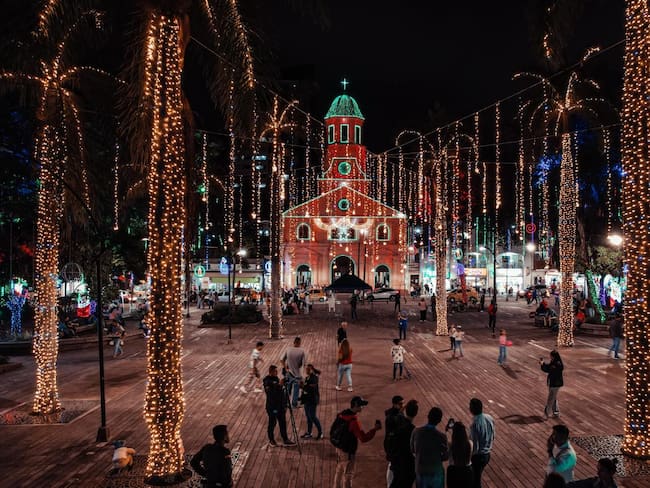 Alumbrados navideños en Itagüí. Foto: Alcaldía de Itagüí.