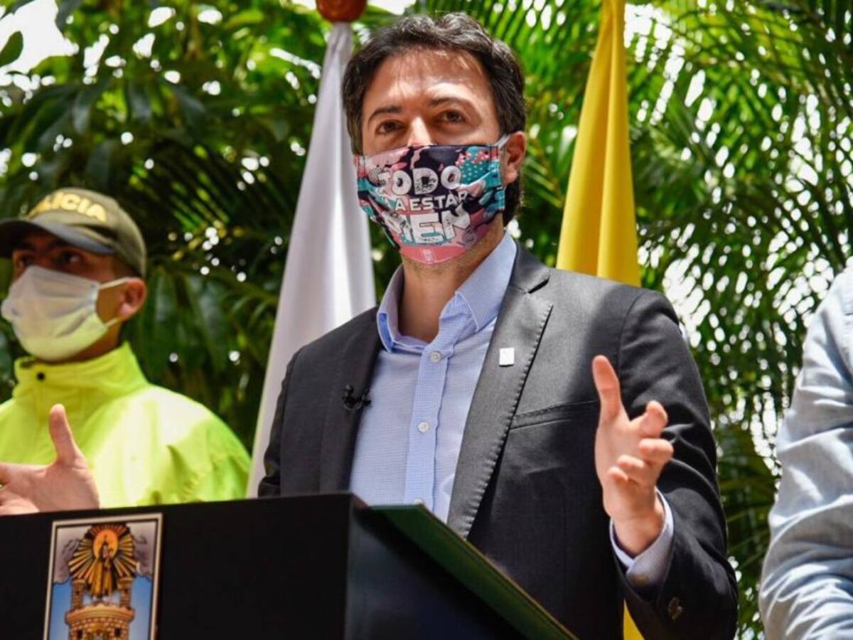 “No vamos a dejar que unos cuantos vándalos acaben con la ciudad”: Quintero