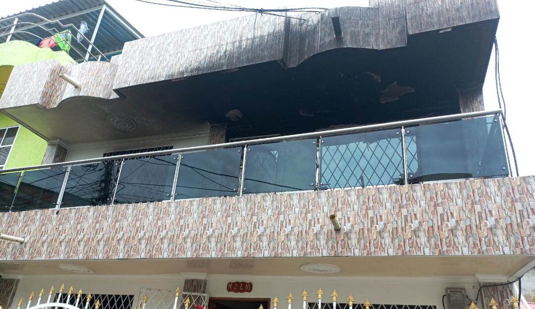 La conflagración se presentó en el segundo piso de una vivienda  ubicada en el barrio Vista Hermosa 