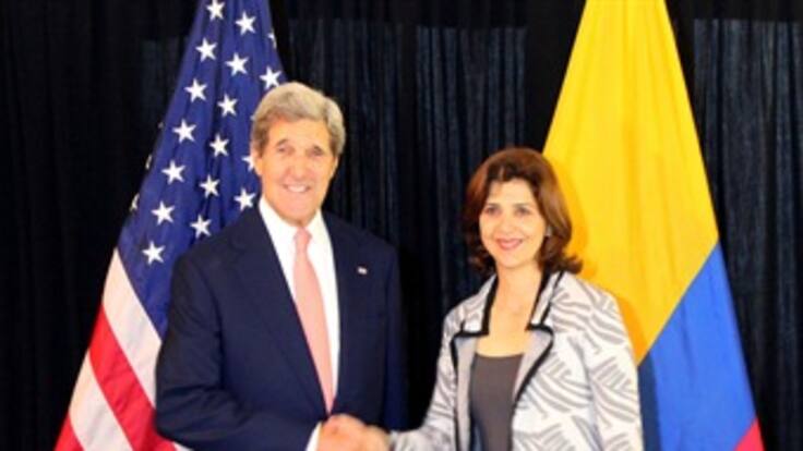 Canciller Holguín se reunió con el secretario de Estado de EE.UU. en Guatemala