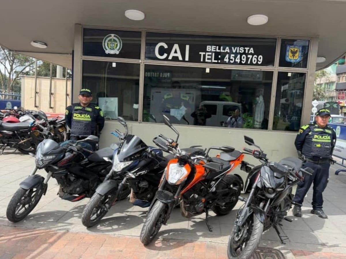 Descubren presunto desguazadero de motos en una peluquería de Kennedy
