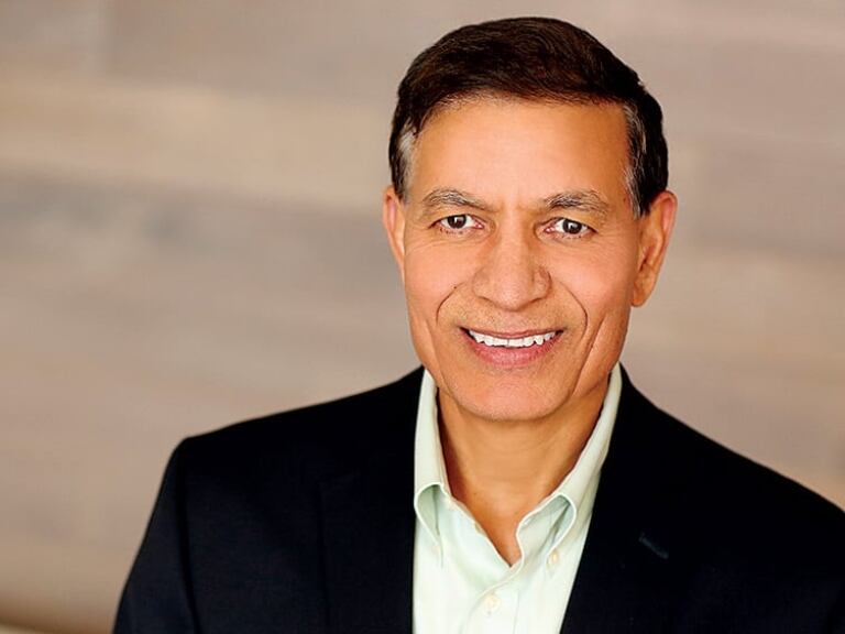 Jay Chaudhry, empresario // imagen tomada de Facebook Jay Chaudhry