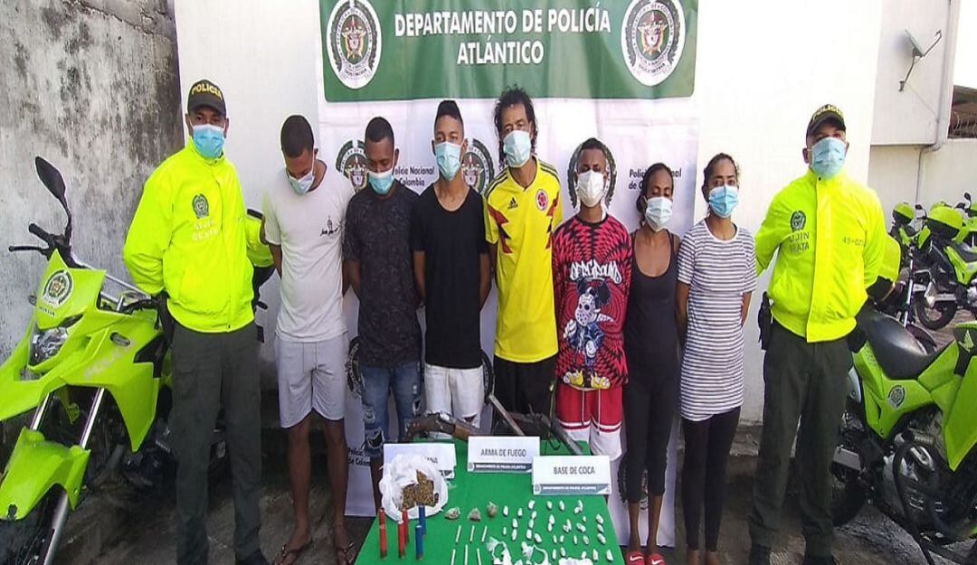 Los integrantes de la banda "Los Concretos" que fueron capturados en el municipio de Luruaco.