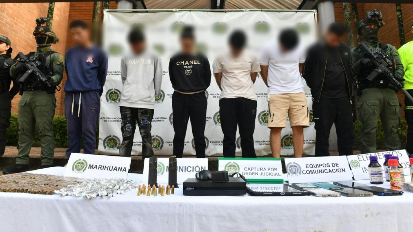 Capturan a integrantes del Frente 36 responsables de atacar torres de energía en MedellínFoto: Policía Nacional