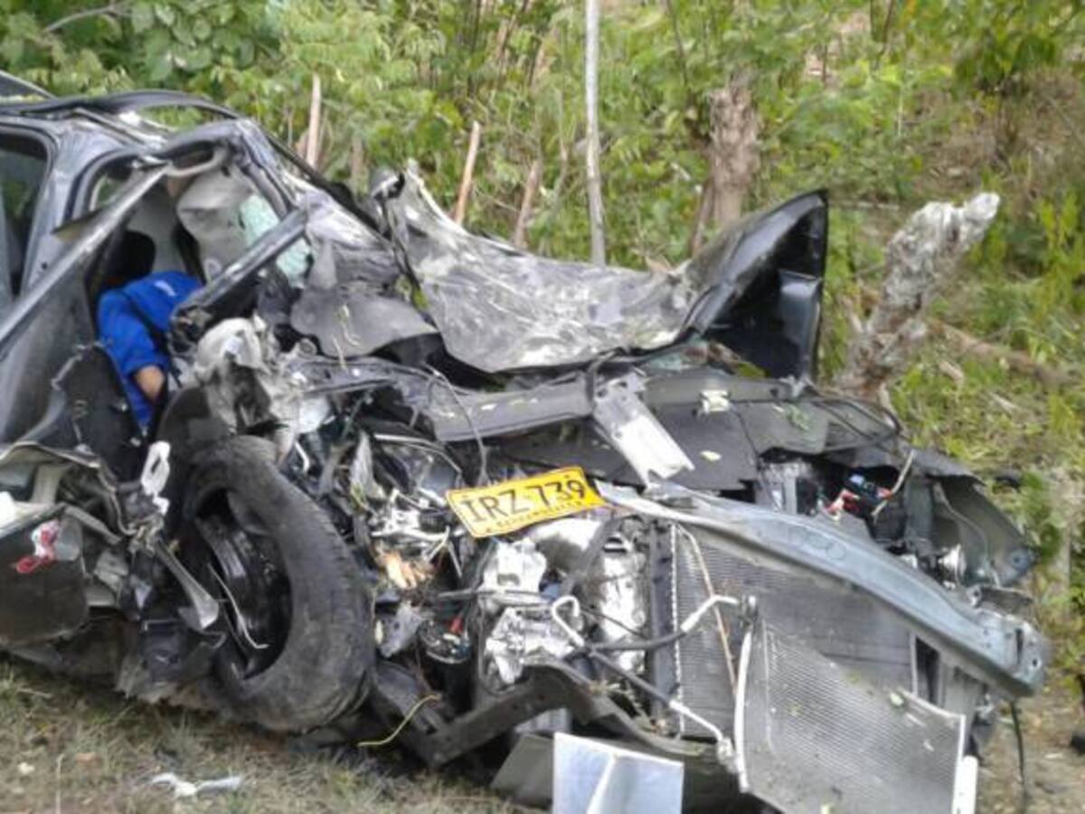 Un muerto y un herido deja accidente en Vía al Mar