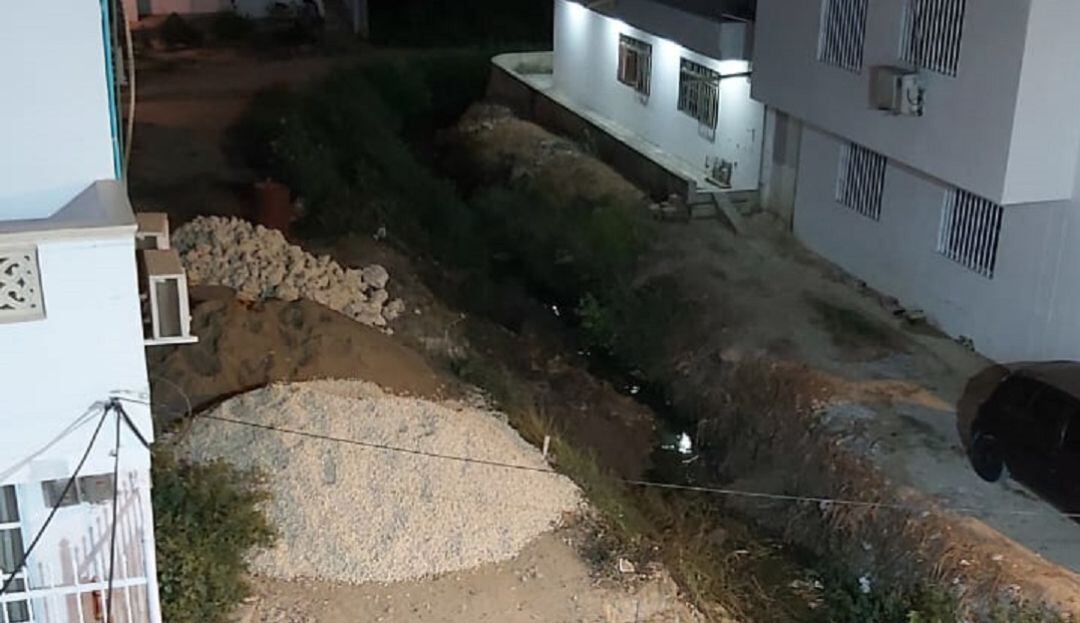 La construcción se adelanta cerca a la antigua carretera de Ternera