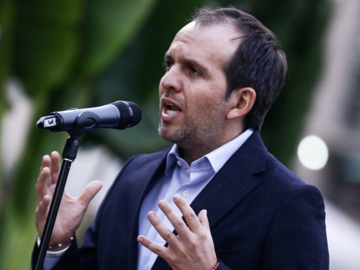 "A corto plazo no veo volviendo a puerta cerrada el fútbol": Min. Deporte