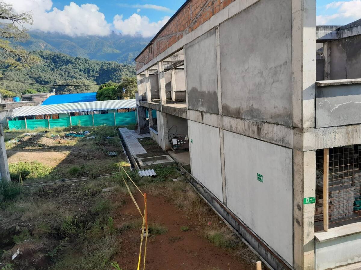 “tristeza da ver la infraestructura de varios colegios de Ibagué”: SINTRAEDUCACIÓN