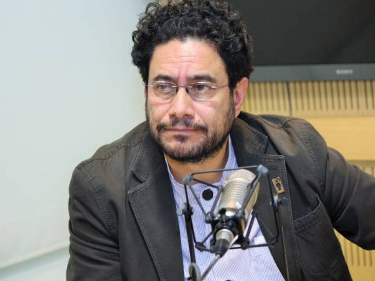 El senador Cepeda advierte sobre los riesgos del aumento de la seguridad privada 