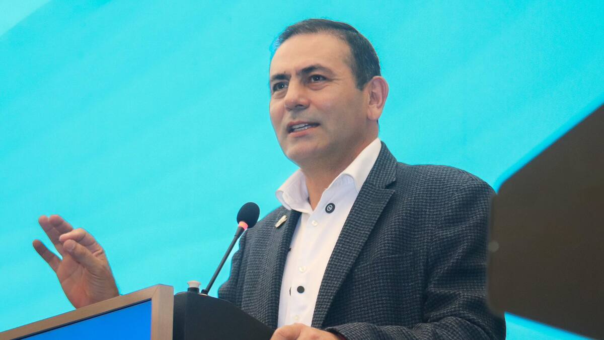 Juvenal Díaz Mateus, gobernador de Santander
