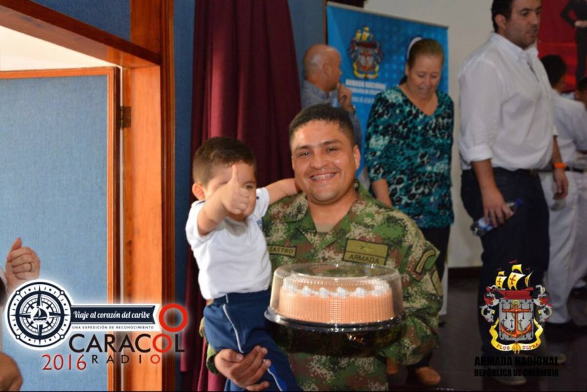 La Armada Nacional da la bienvenida a Caracol Radio