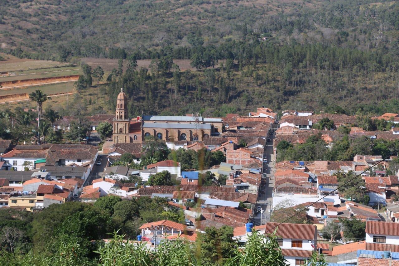 Decretan toque de queda en el municipio de Curití, Santander