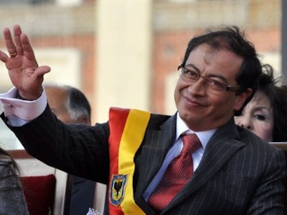 ‘Ponencias del Concejo congelan inversión de infraestructura hasta 2014’: Gustavo Petro
