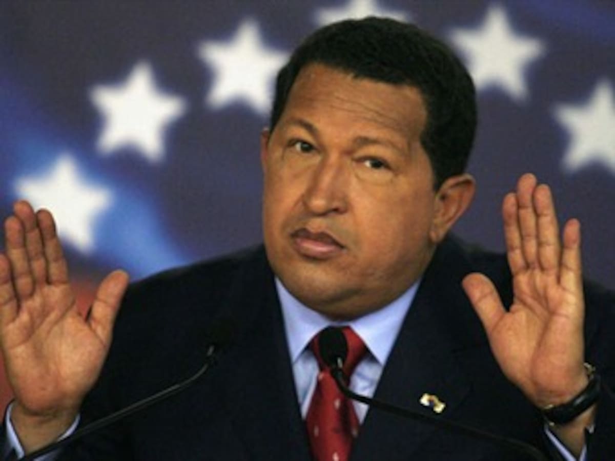 Insuficiencia respiratoria de Chávez "persiste" con tendencia "no favorable"