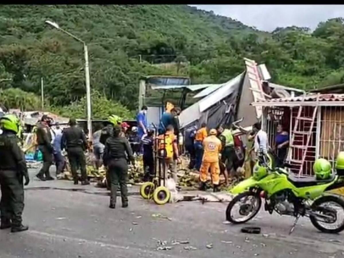 Grave accidente en San Gil deja un muerto