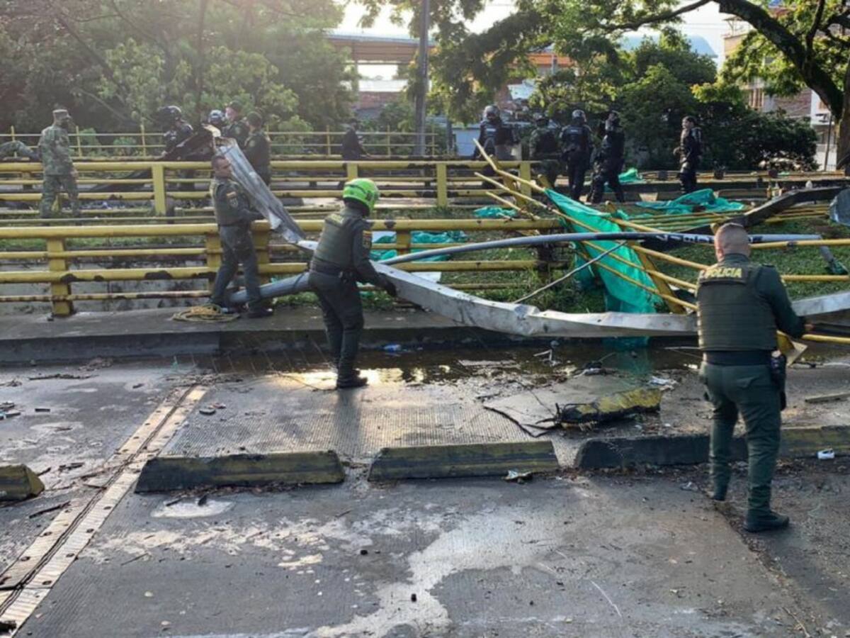 Avanzan desbloqueos en Cali por parte de la Fuerza Pública